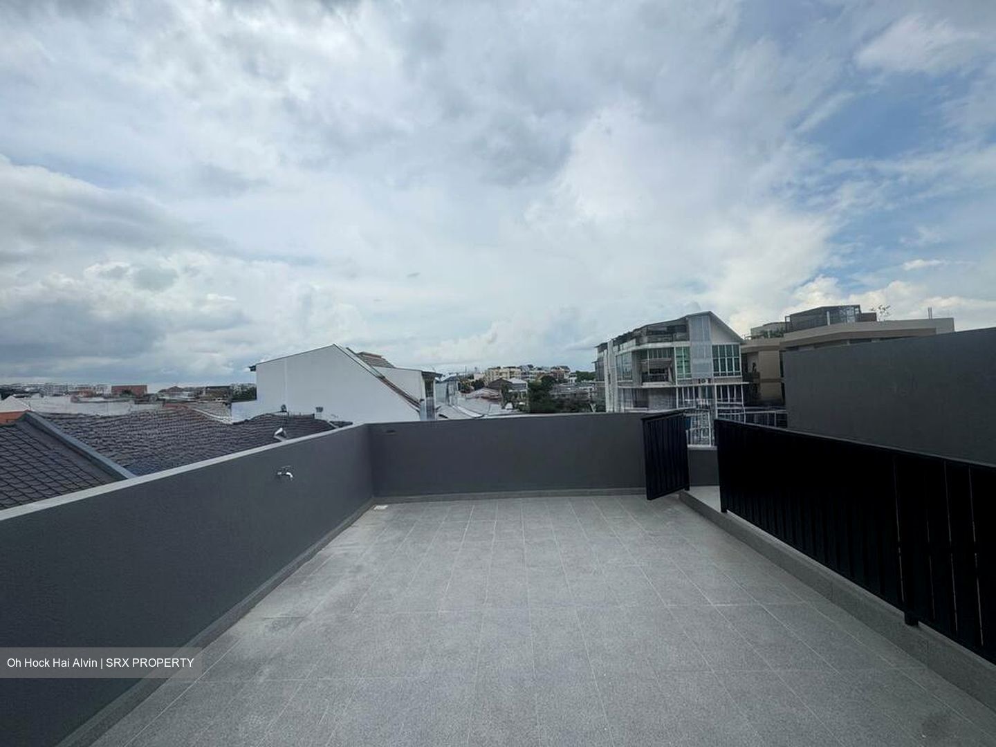 Yio Chu Kang Road (D19), Terrace #529385181